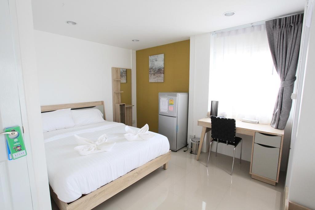 Living By Grace Apartment Si Sunthon Exterior photo