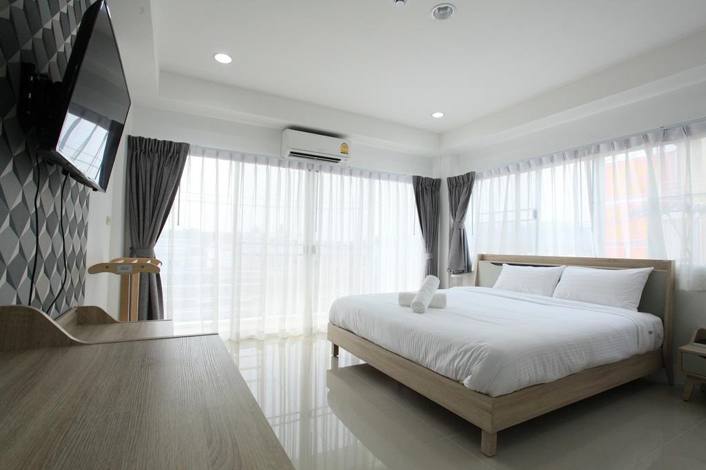 Living By Grace Apartment Si Sunthon Exterior photo