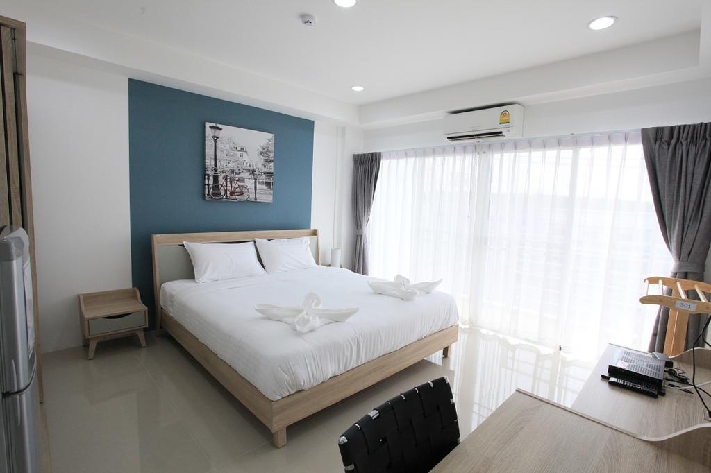 Living By Grace Apartment Si Sunthon Exterior photo